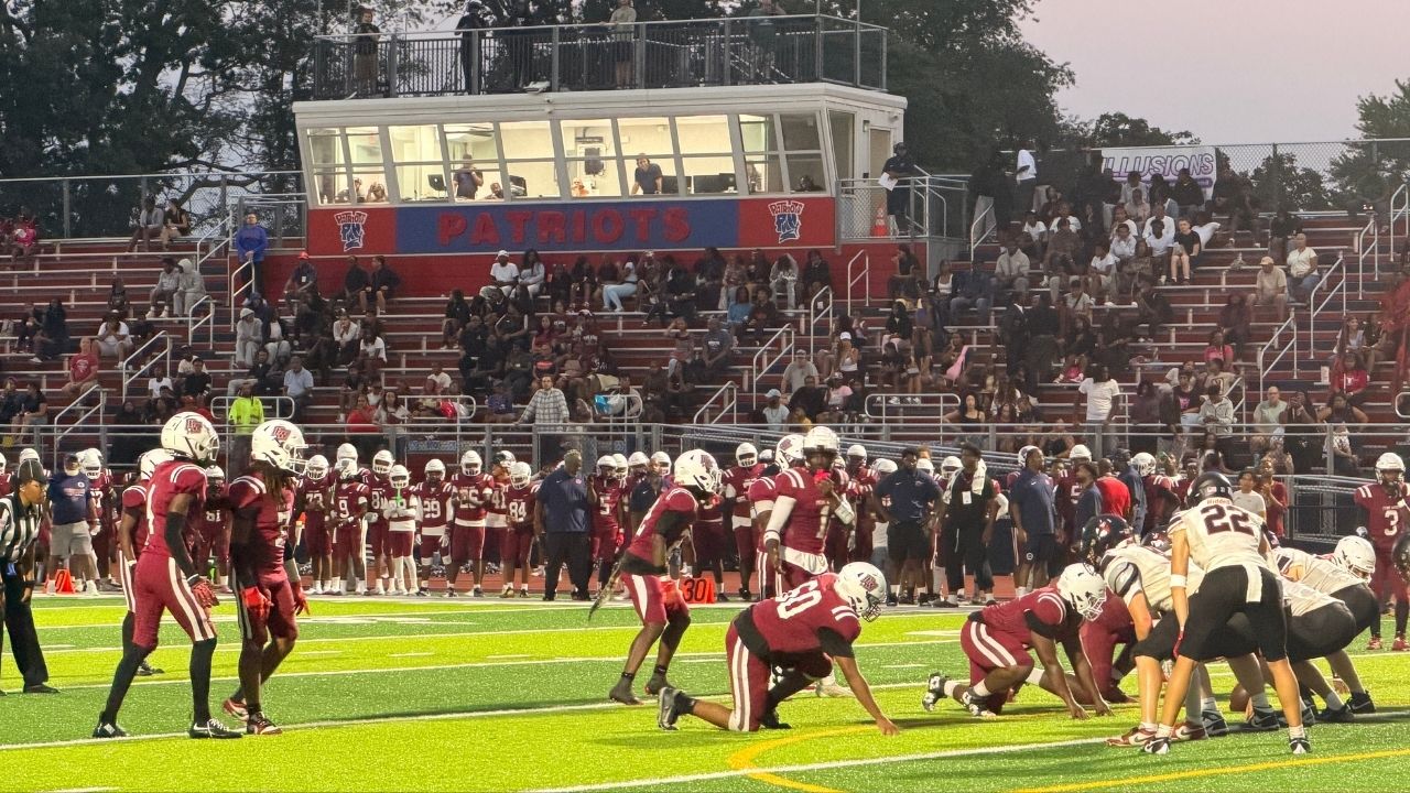 Image of Penn Wood High School football game action.